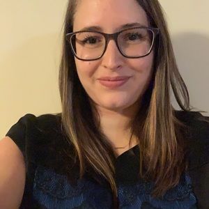 Meet your Posher, Olivia